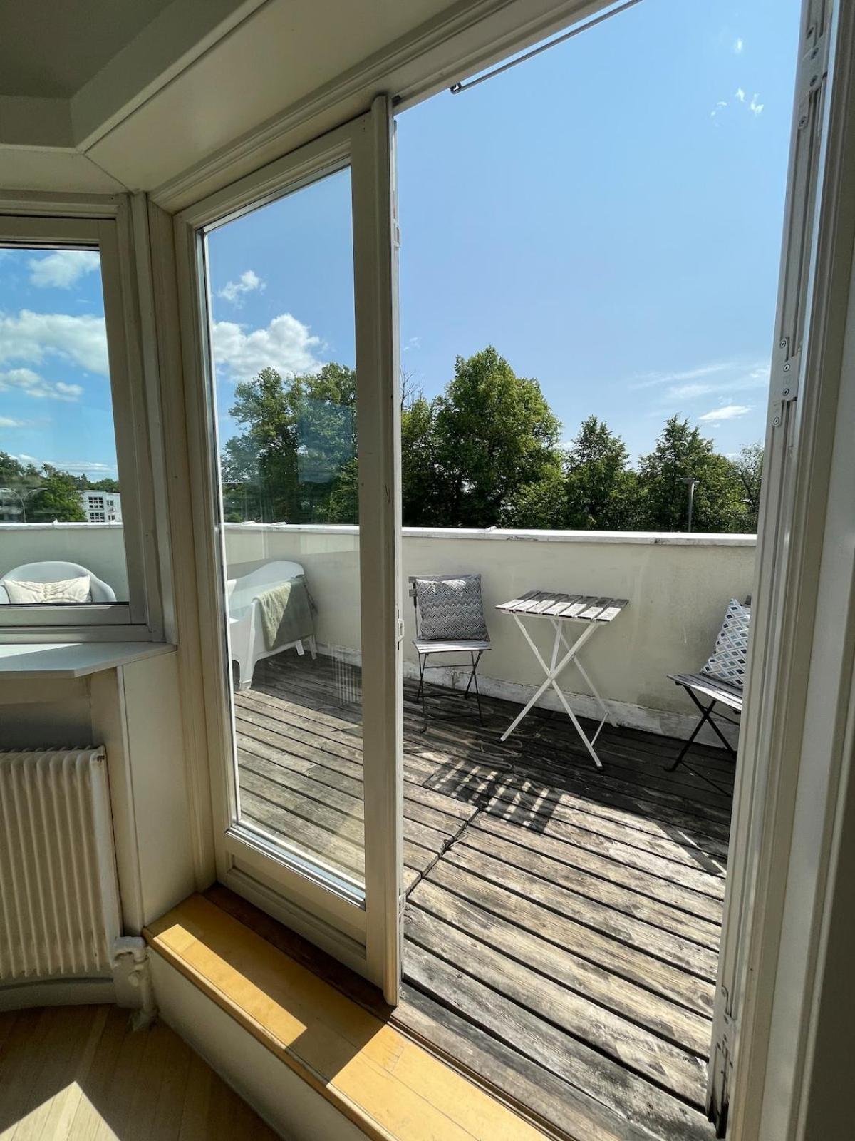 - Center - Spacious Floor With Big Private Balcony * Oslo